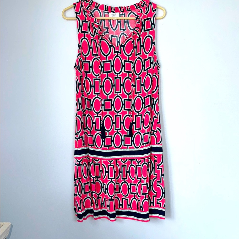 Crown & Ivy Geometric Coral/Black Sleeveless Dress size M